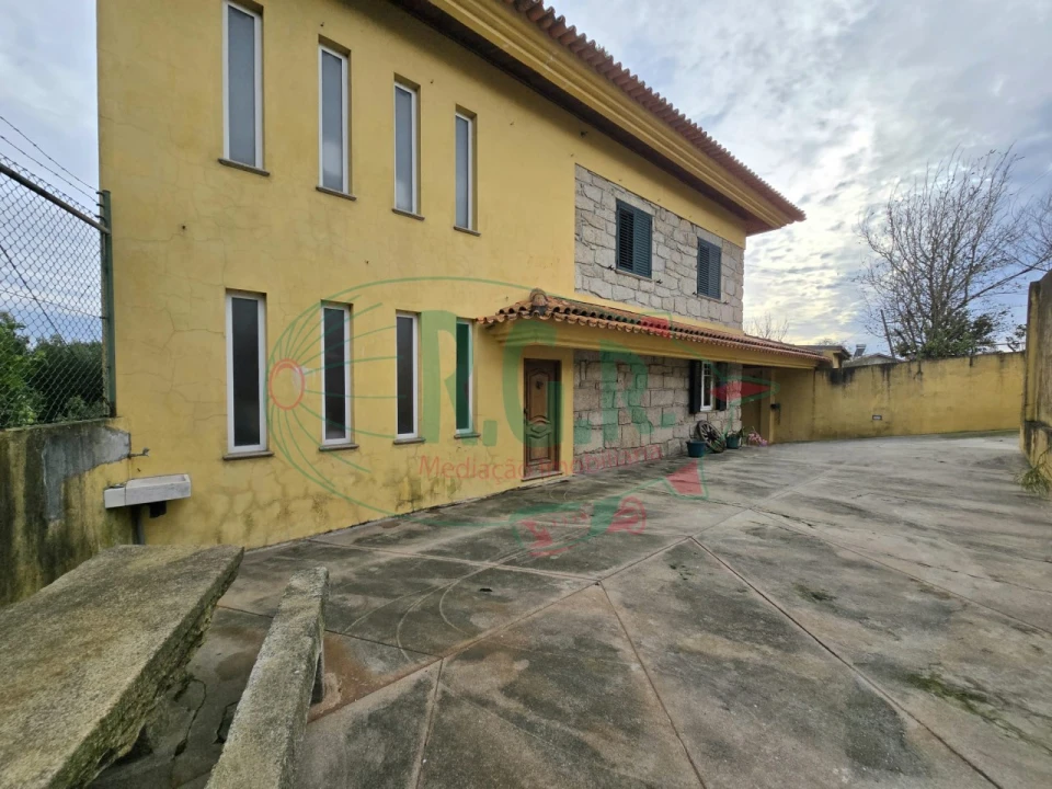 Moradia T4 para Venda em Gondomar (São Cosme), Valbom e Jovim Foto 2