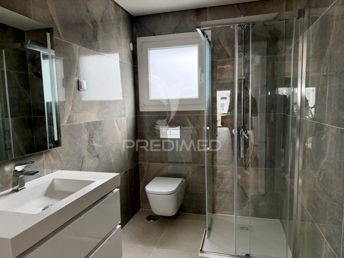 Moradia T4 para Venda em Azeitão (São Lourenço e São Simão) Foto 7