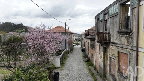 Moradia T3 para Venda em Alfena