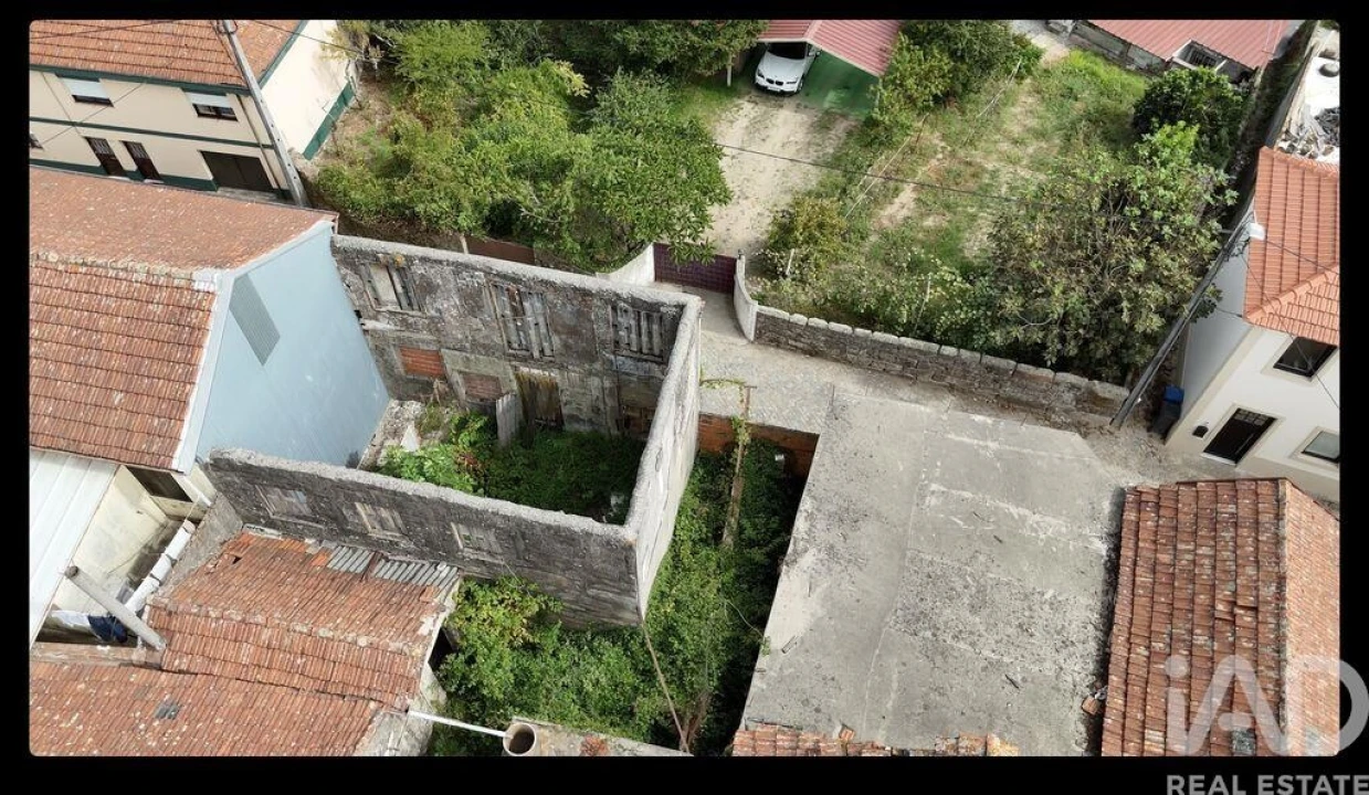 Moradia T3 para Venda em Alfena Foto 8