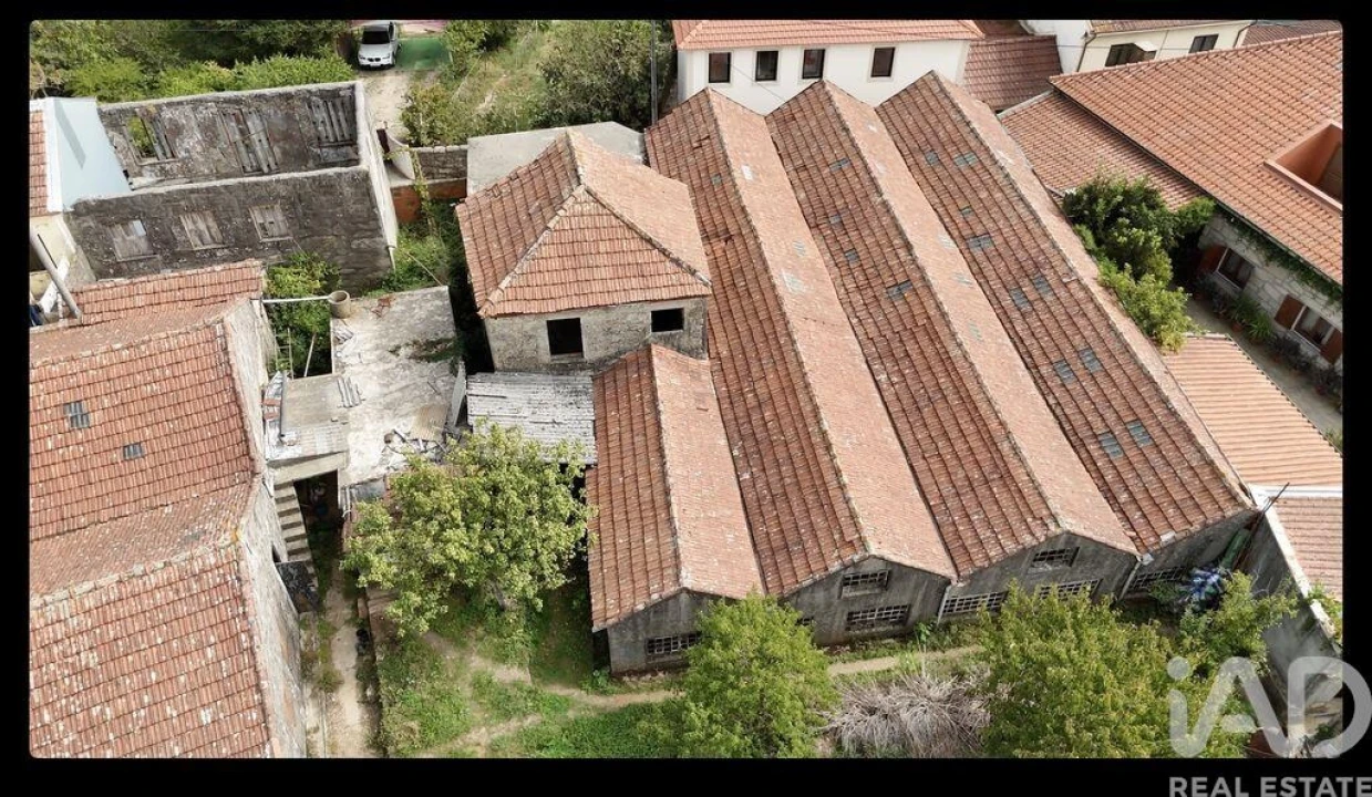 Moradia T3 para Venda em Alfena Foto 9