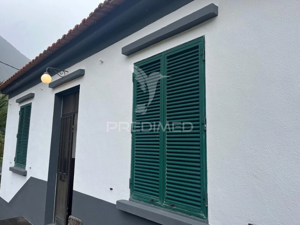 Moradia T3 para Venda em São Vicente Foto 1