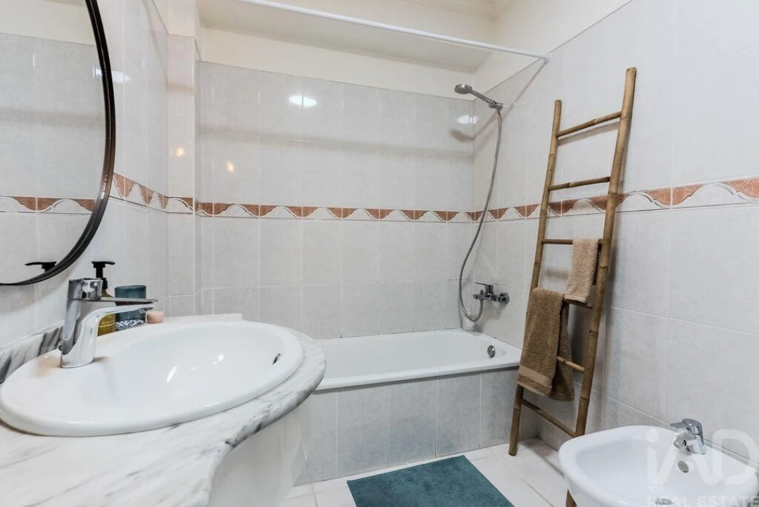 Apartamento T2 para Venda em Silveira Foto 32