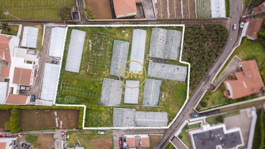Terreno para Venda em Vila Franca do Campo (São Pedro)
