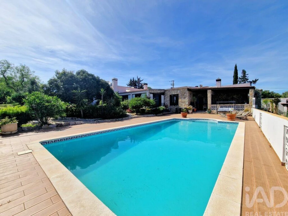 Moradia para Venda em Santa Barbara de Nexe Foto 1