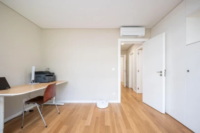 Apartamento T3 para Venda em Santo Antonio dos Olivais
