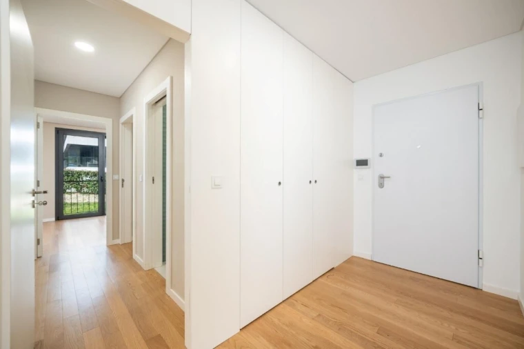 Apartamento T3 para Venda em Santo Antonio dos Olivais Foto 4