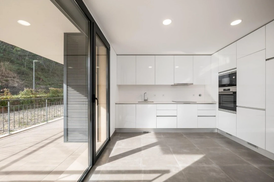 Apartamento T3 para Venda em Santo Antonio dos Olivais Foto 9