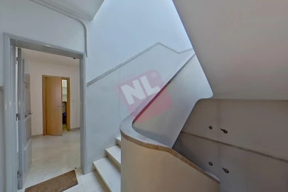 Apartamento T2 para Arrendamento em Benfica