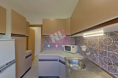 Apartamento T2 para Arrendamento em Benfica