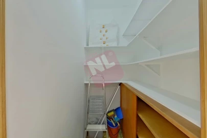 Apartamento T2 para Arrendamento em Benfica