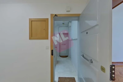 Apartamento T2 para Arrendamento em Benfica