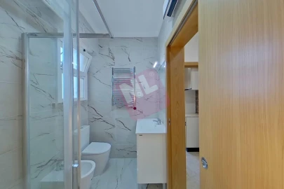 Apartamento T2 para Arrendamento em Benfica