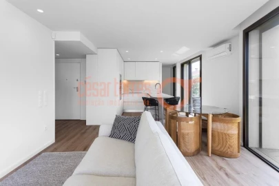Apartamento T1 para Venda em Arcozelo