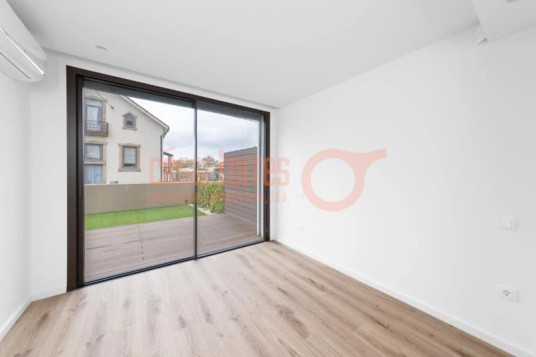 Apartamento T1 para Venda em Arcozelo Foto 2