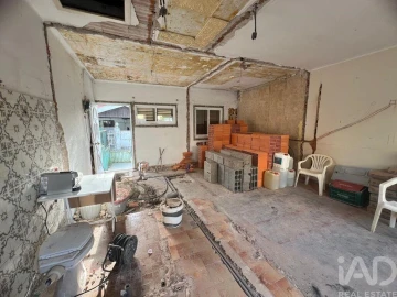 Moradia T2 para Venda em Mafamude e Vilar do Paraíso