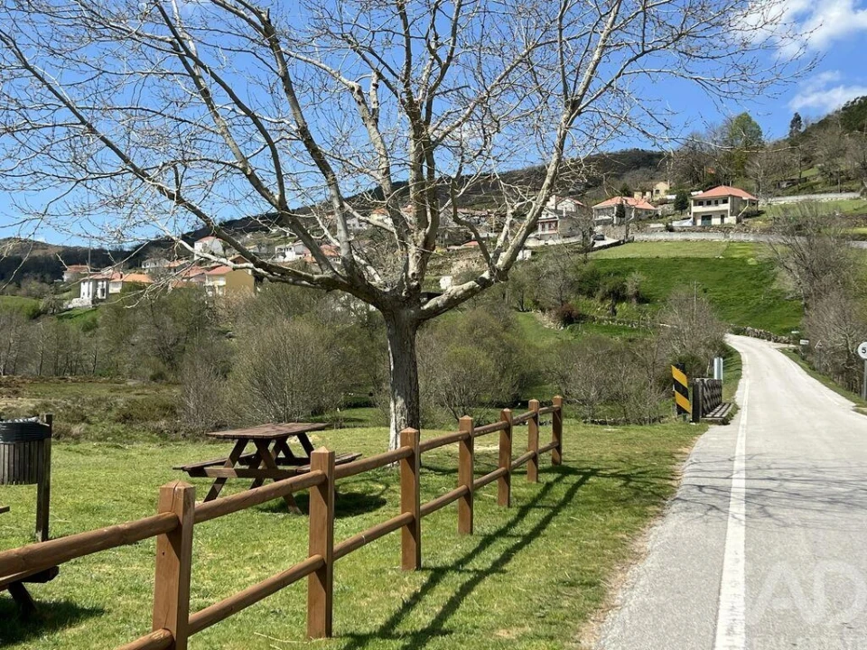 Moradia T3 para Venda em Gosende Foto 20