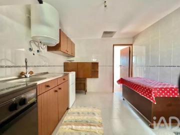 Moradia T3 para Venda em Gosende