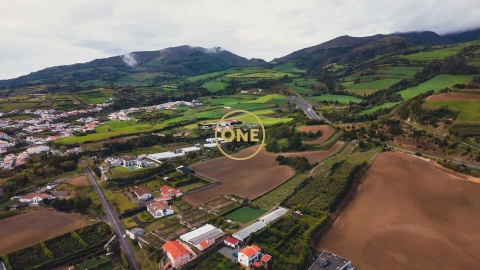 Terreno para Venda em Vila Franca do Campo (São Miguel)