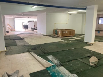 Armazém para Arrendamento em Carnaxide e Queijas