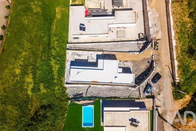 Moradia T3 para Venda em Lamas e Cercal