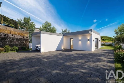 Moradia T3 para Venda em Lamas e Cercal