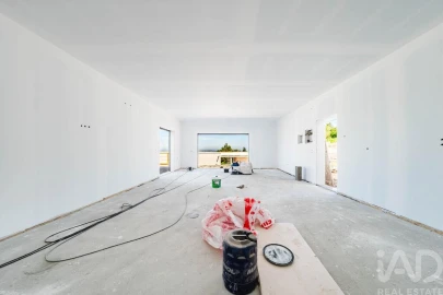 Moradia T3 para Venda em Lamas e Cercal