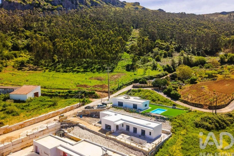 Moradia T3 para Venda em Lamas e Cercal Foto 21