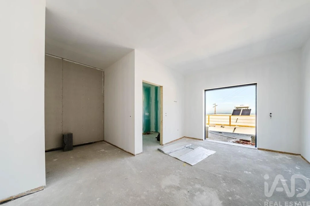 Moradia T3 para Venda em Lamas e Cercal Foto 11