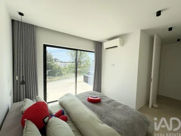 Moradia T3 para Venda em Quarteira