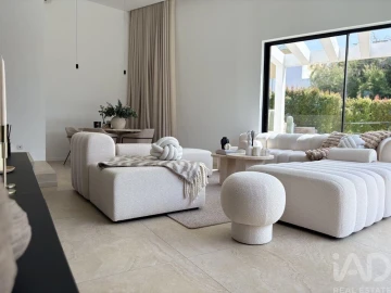 Moradia T3 para Venda em Quarteira