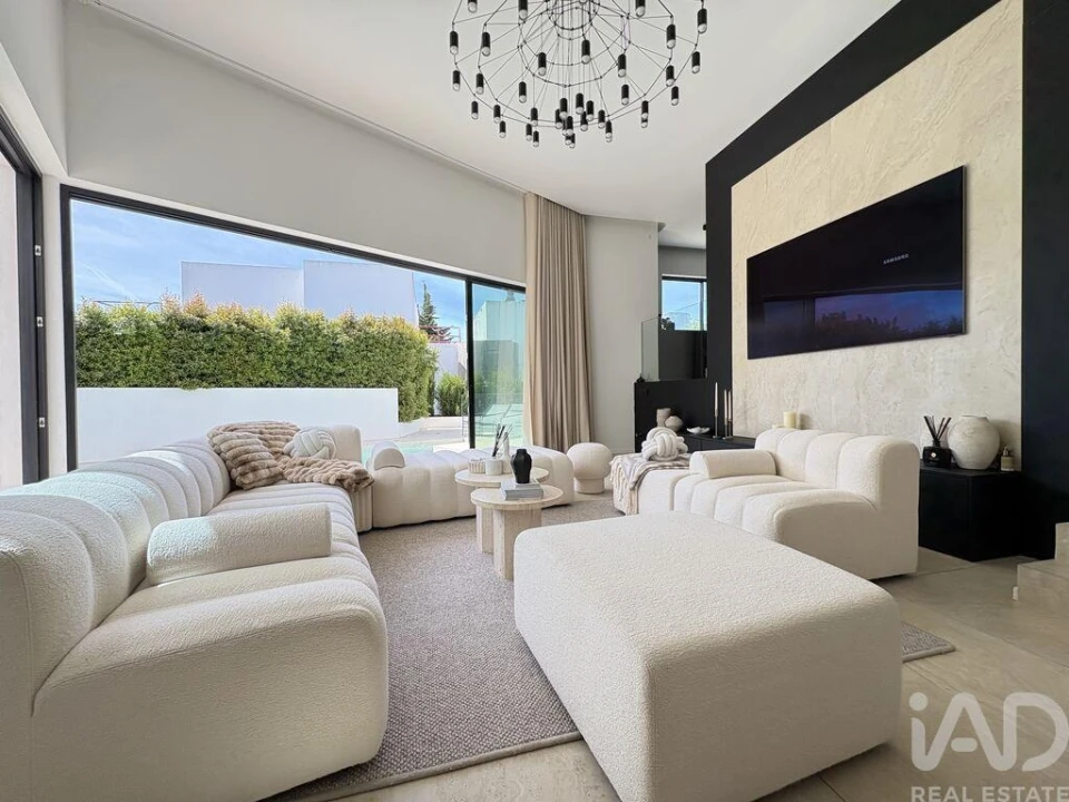 Moradia T3 para Venda em Quarteira Foto 13