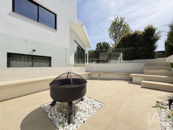 Moradia T3 para Venda em Quarteira Foto 6