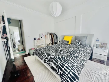 Apartamento T1 para Venda em Charneca de Caparica e Sobreda