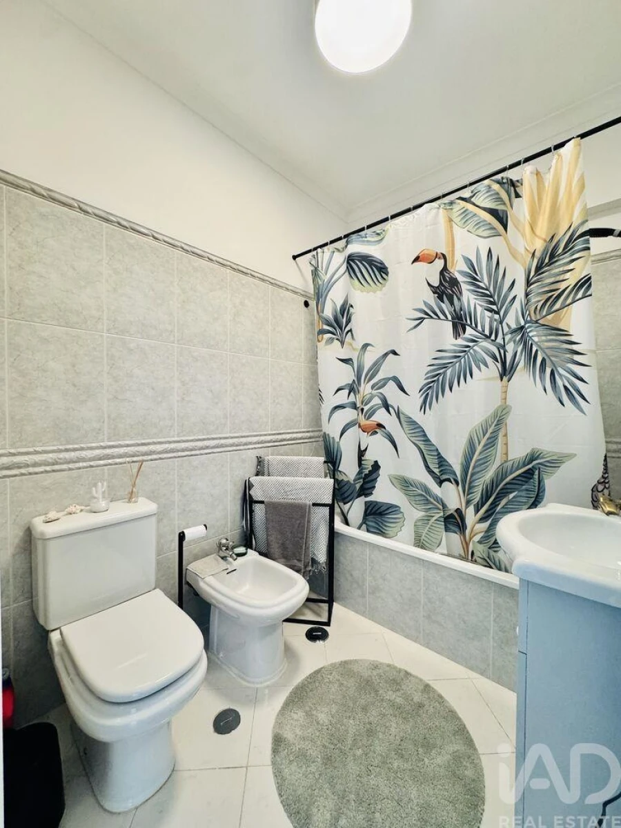 Apartamento T1 para Venda em Charneca de Caparica e Sobreda Foto 10