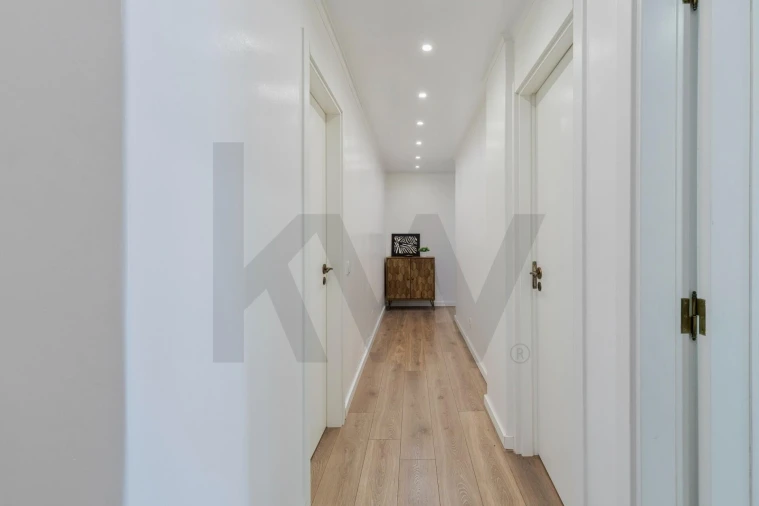 Apartamento T2 para Venda em Almada, Cova da Piedade, Pragal e Cacilhas Foto 4