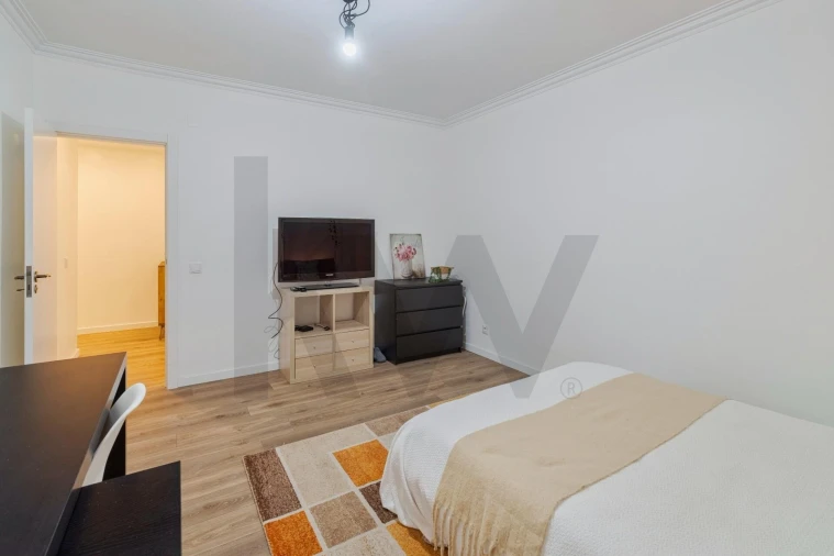 Apartamento T2 para Venda em Almada, Cova da Piedade, Pragal e Cacilhas Foto 23