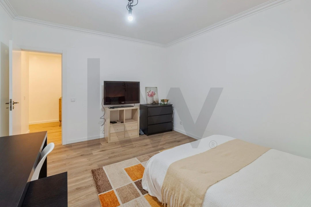 Apartamento T2 para Venda em Almada, Cova da Piedade, Pragal e Cacilhas Foto 23