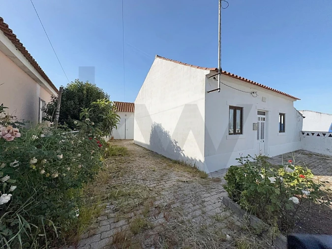 Moradia T4 para Venda em Povoa da Isenta Foto 3