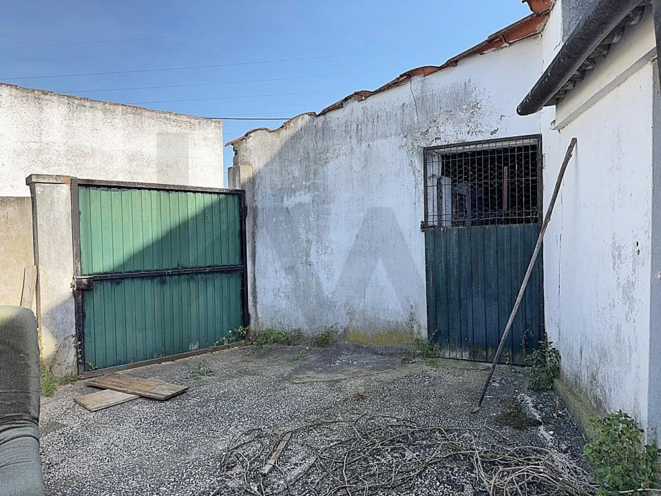 Moradia T4 para Venda em Povoa da Isenta Foto 18