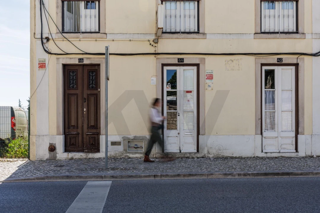 Prédio para Venda em Romeira e Várzea Foto 55