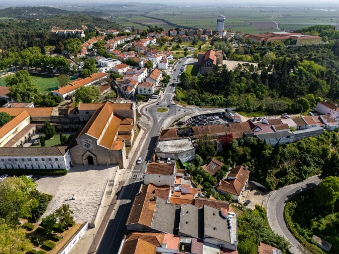 Prédio para Venda em Romeira e Várzea Foto 23
