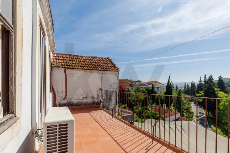 Prédio para Venda em Romeira e Várzea Foto 27