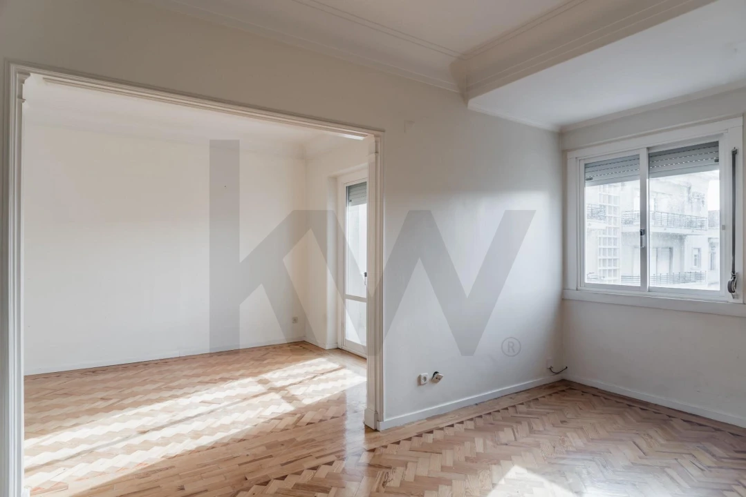 Apartamento T3 para Arrendamento em Alvalade Foto 15