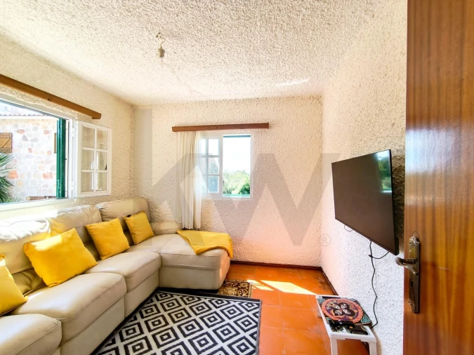 Moradia T3 para Venda em Almoster Foto 3