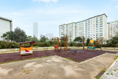 Apartamento T3 para Venda em Oeiras e São Julião da Barra, Paço de Arcos e Caxias