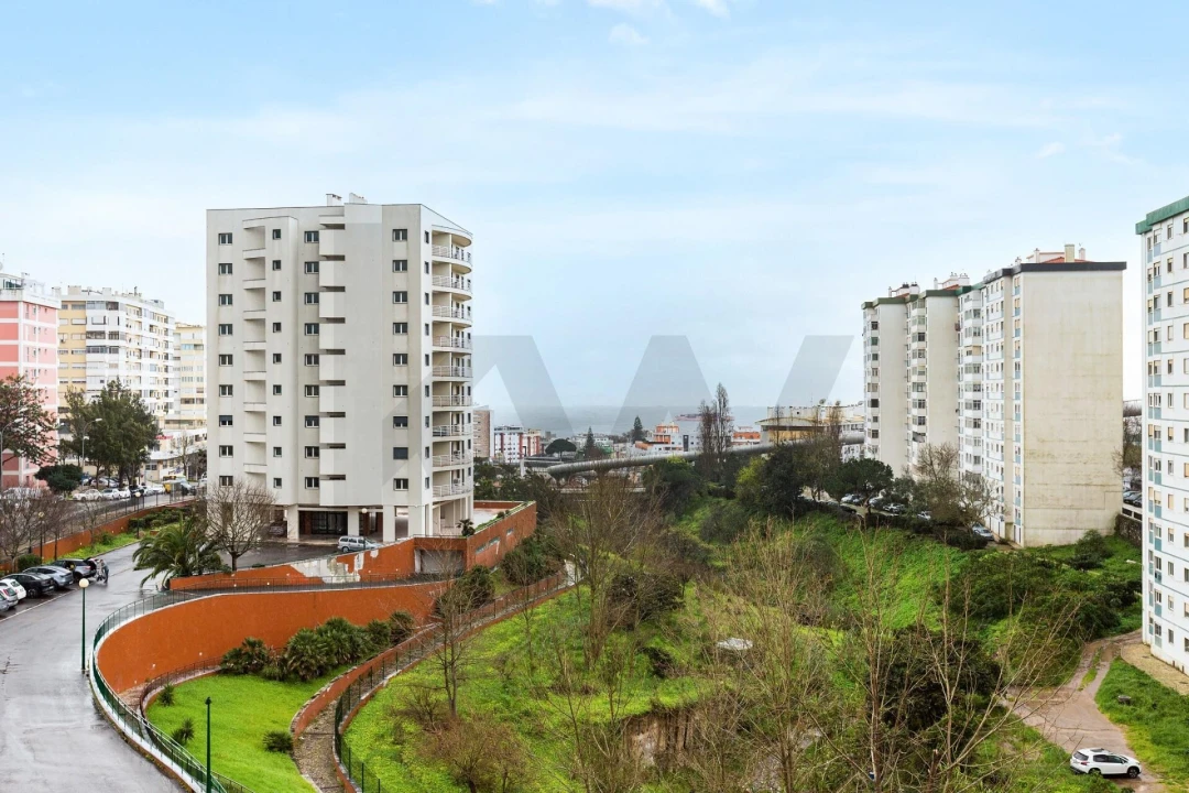 Apartamento T3 para Venda em Oeiras e São Julião da Barra, Paço de Arcos e Caxias Foto 23