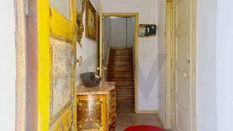 Moradia T4 para Arrendamento em Belém