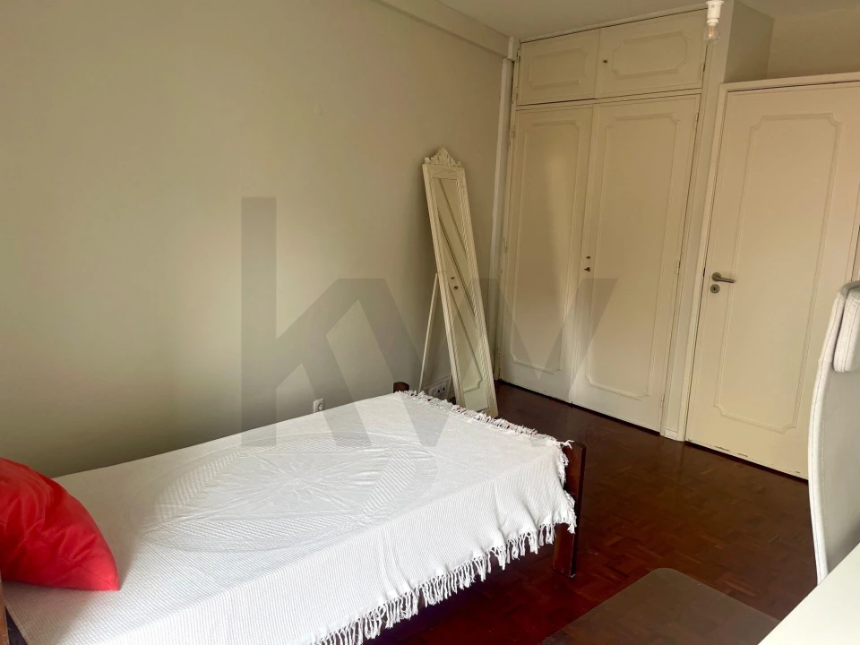 Apartamento T2 para Arrendamento em Arroios Foto 15