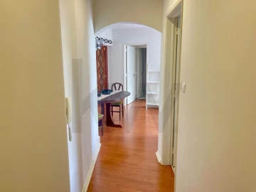 Apartamento T2 para Arrendamento em Arroios